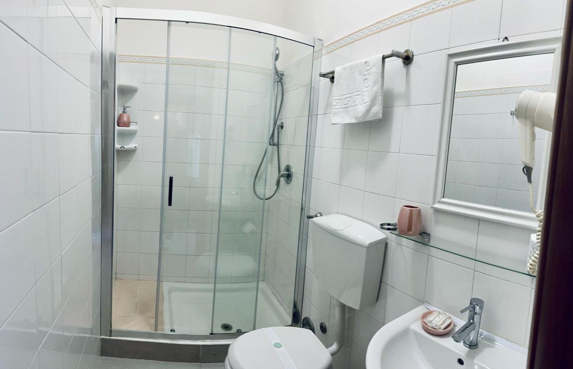 B&B Girasole Guesthouse Rome Luaran gambar